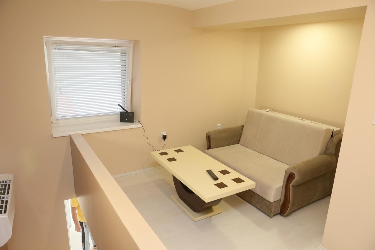 Apartman Centar 2 Суботиця Екстер'єр фото