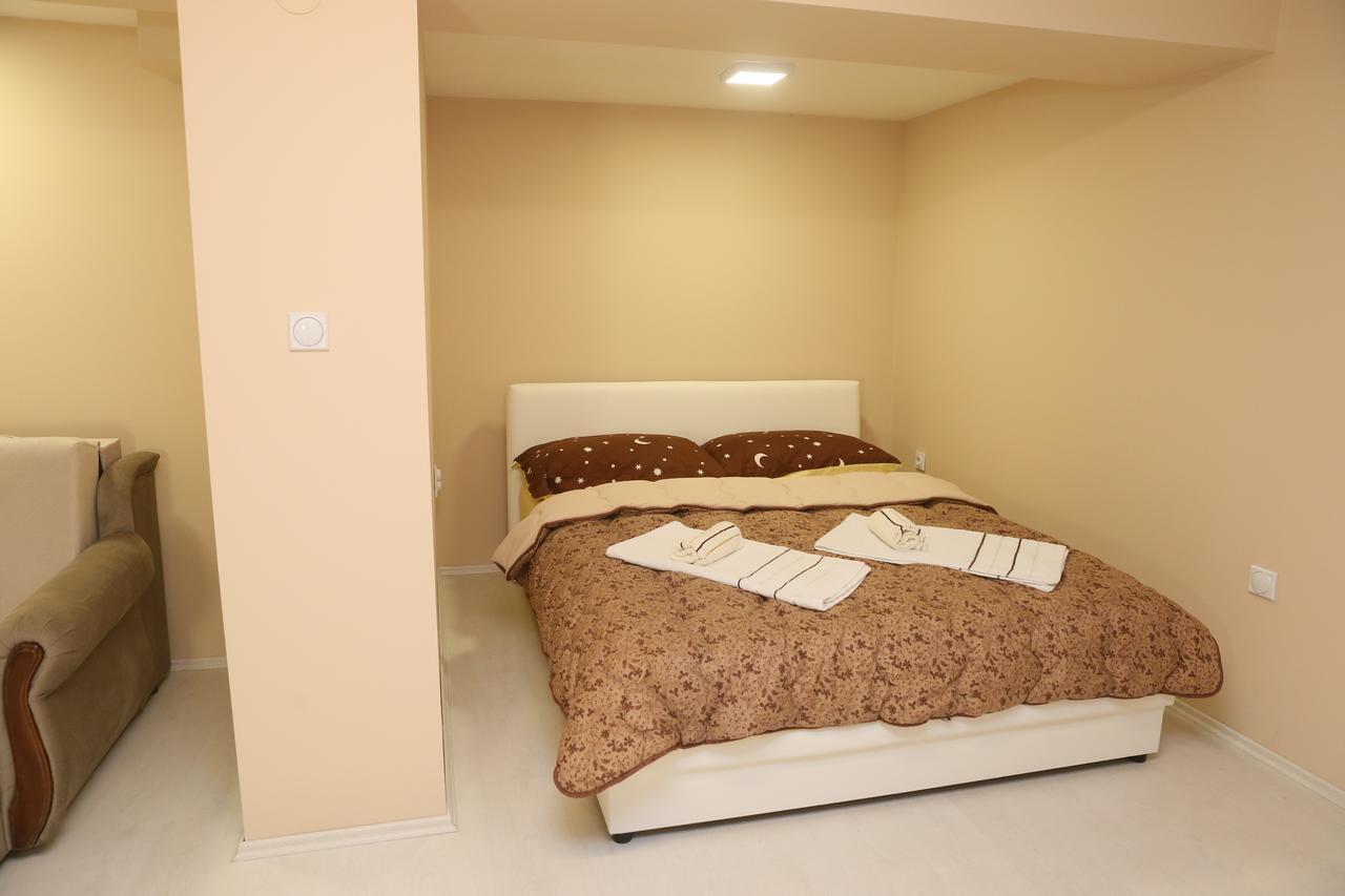 Apartman Centar 2 Суботиця Екстер'єр фото