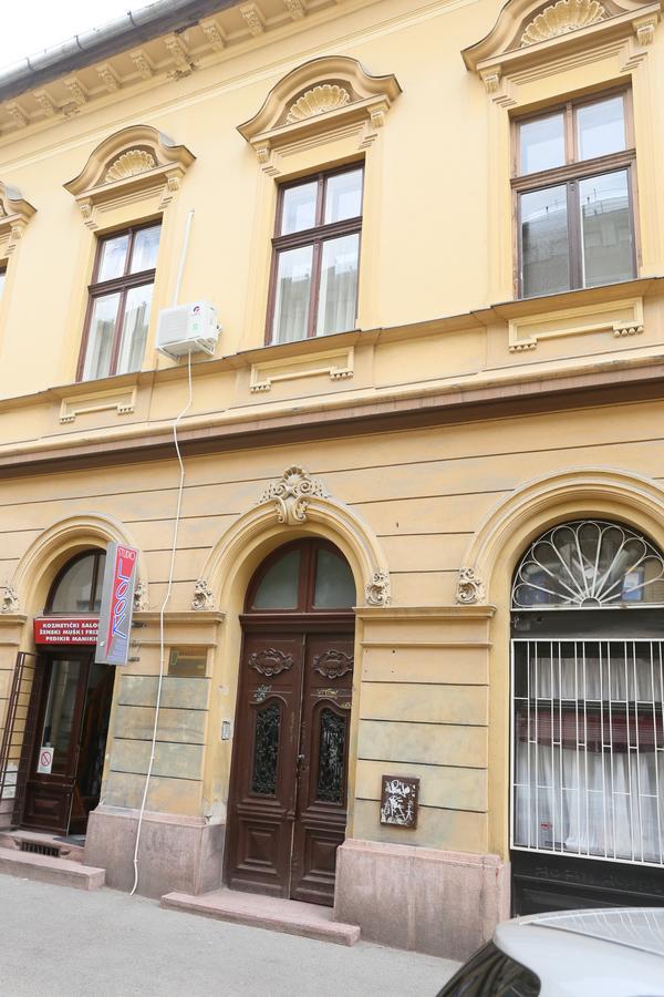 Apartman Centar 2 Суботиця Екстер'єр фото